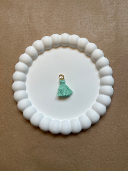 Turquoise tassel (gold)
