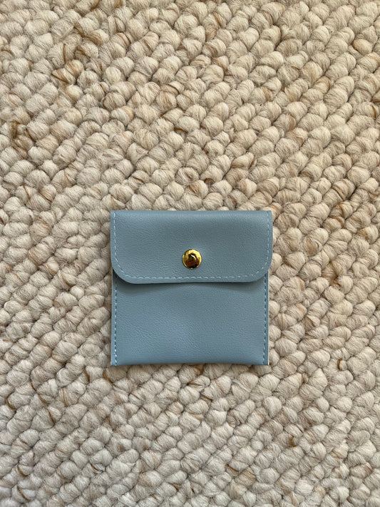 Pouch light blue