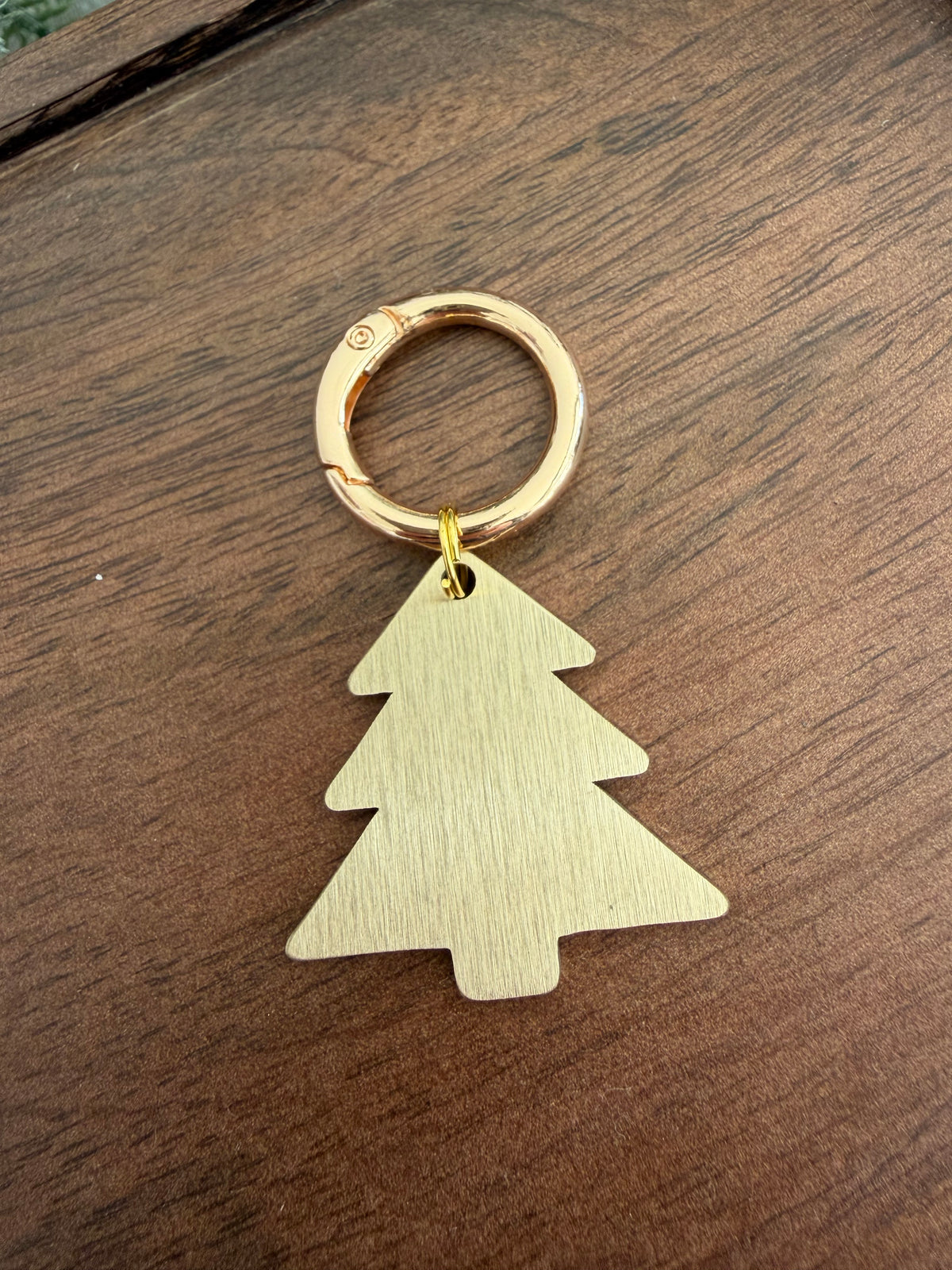 The Christmas tree tag