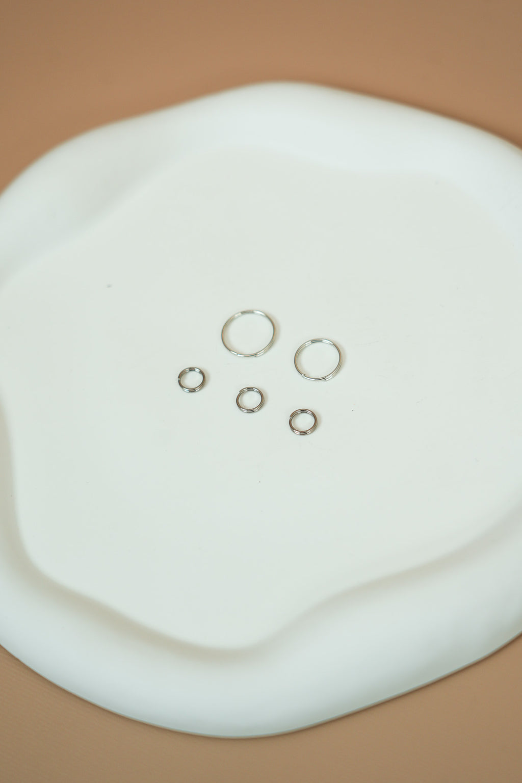 The small and medium rings silver (set of 5)