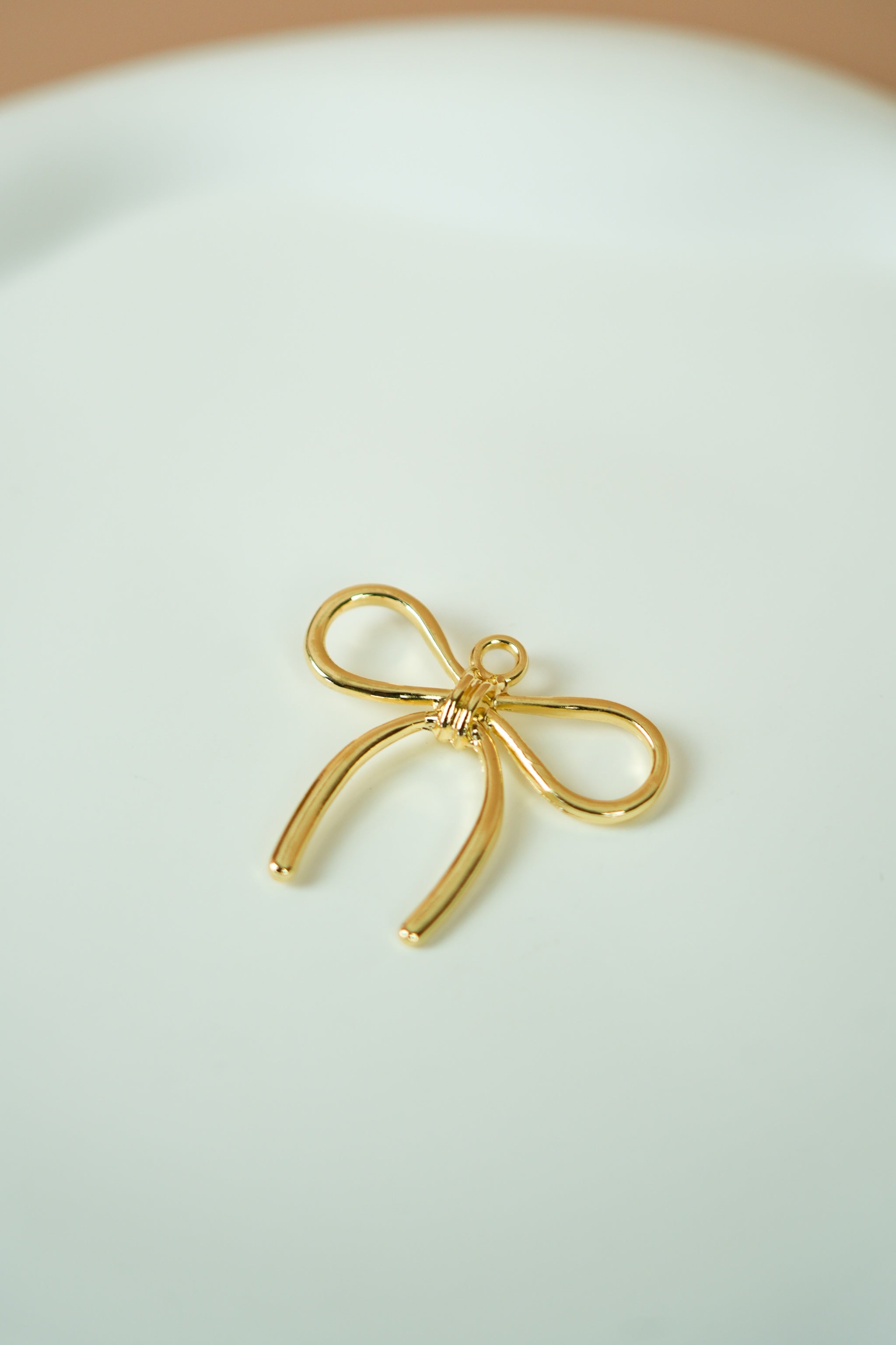 Golden bow