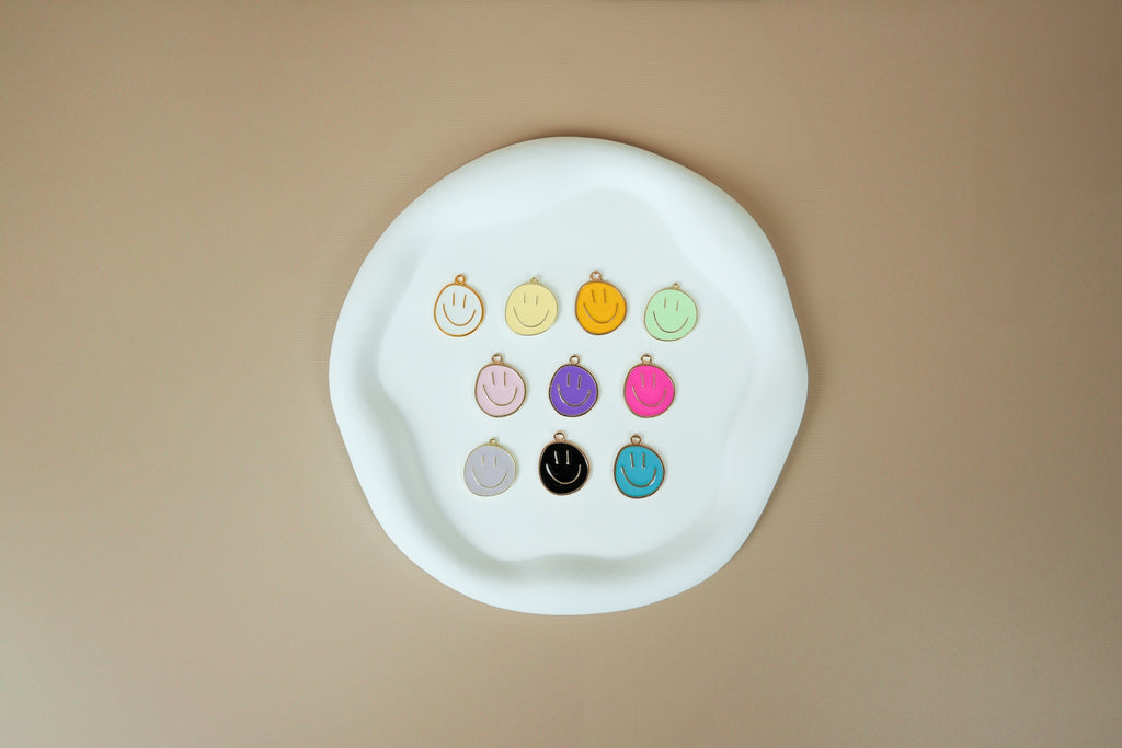 Pastel colour smiley's