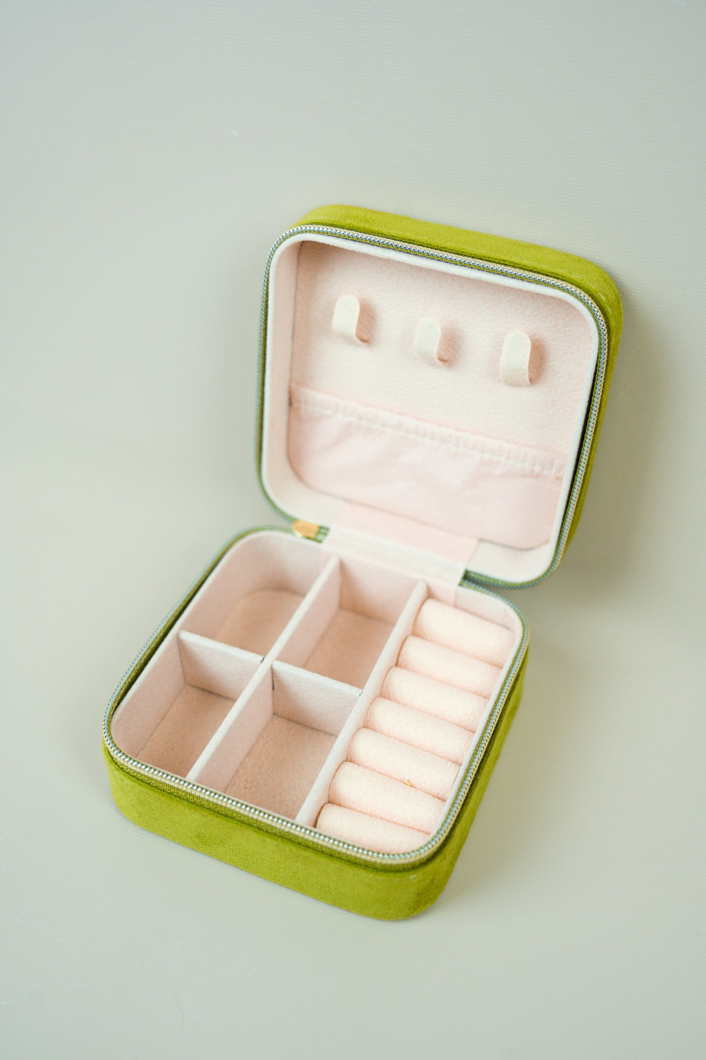 Olive green organiser