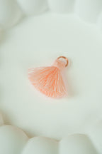 Peach tassel (gold)
