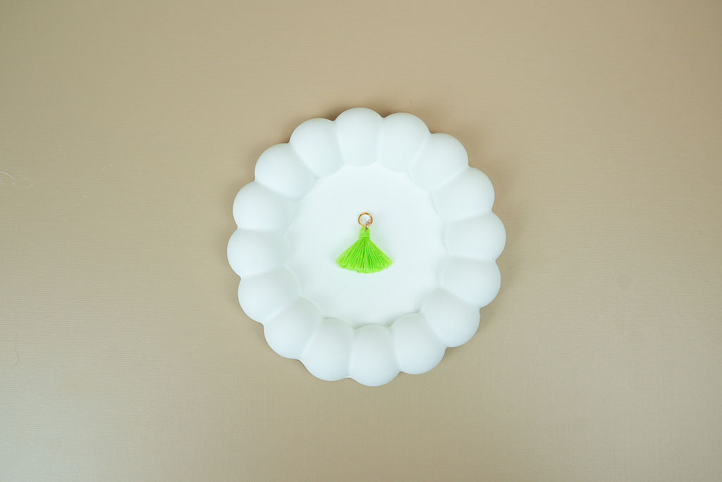 Green tassel (gold)