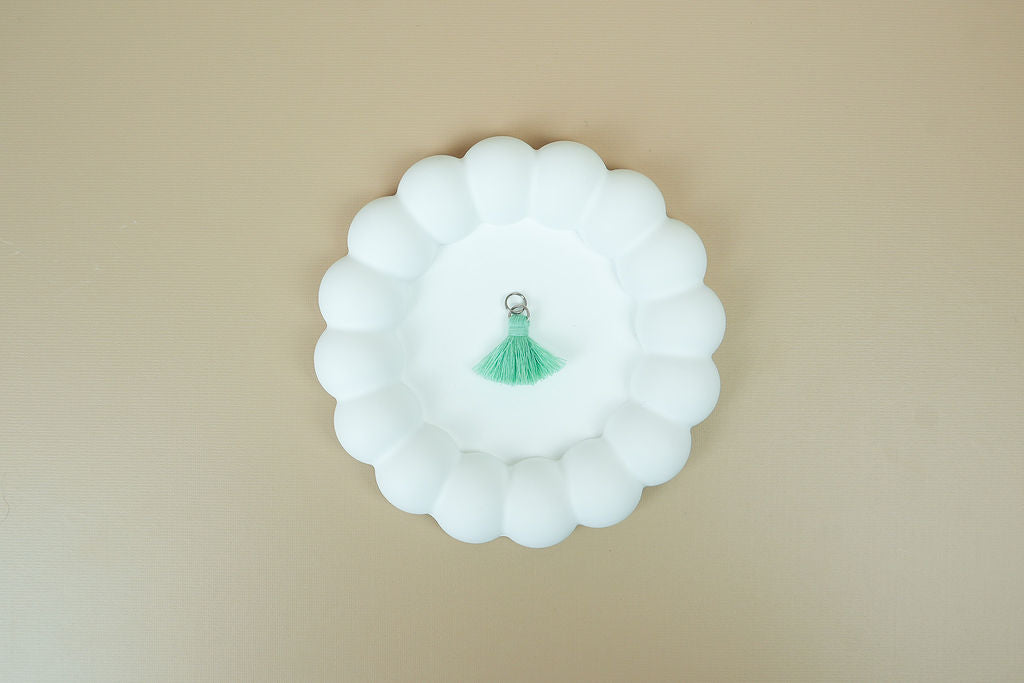 Light green tassel (silver)