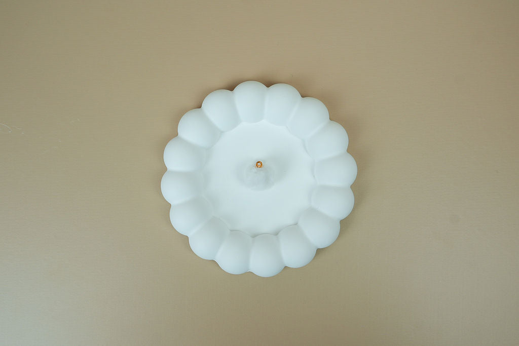 White pompom